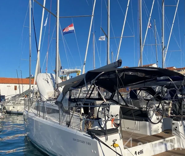 Sun Odyssey 380 - Yacht Charter Sailica