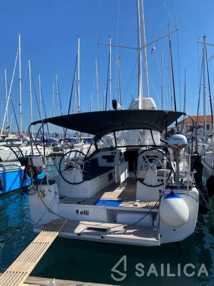 Sun Odyssey 380 - Yacht Charter Sailica