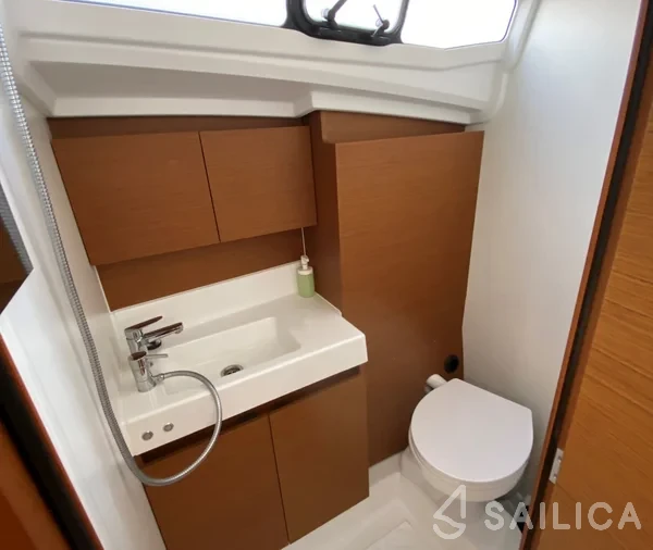 Sun Odyssey 380 - Yacht Charter Sailica