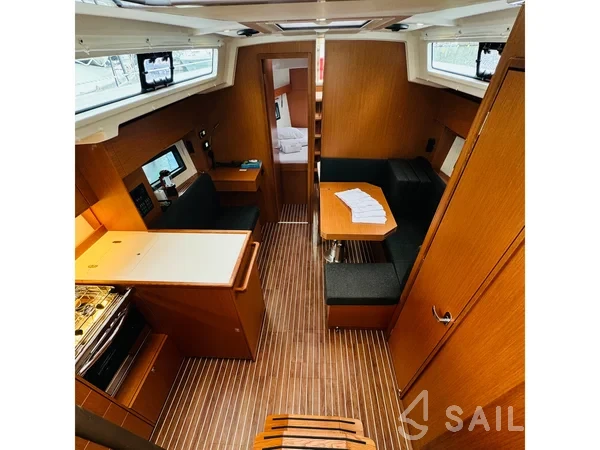 Bavaria C38 - Yacht Charter Sailica