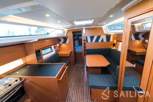 Bavaria C38 - Yacht Charter Sailica