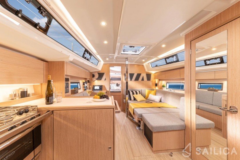 Bavaria C38 - Yacht Charter Sailica