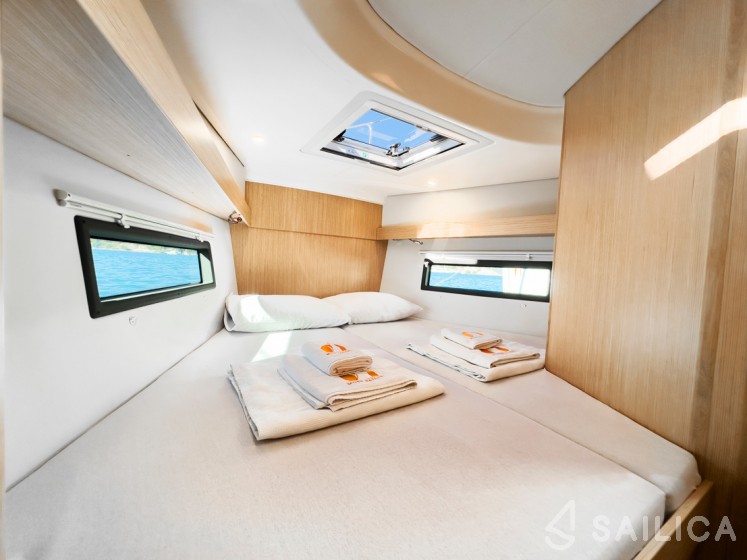 Bavaria C38 - Yacht Charter Sailica