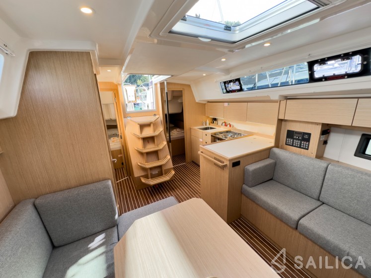 Bavaria C38 - Yacht Charter Sailica