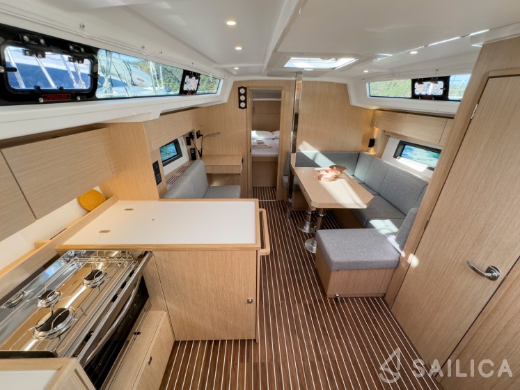 Bavaria C38 - Yacht Charter Sailica