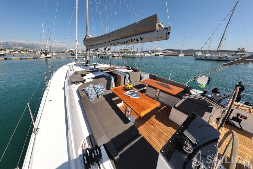 Hanse 460 - Yacht Charter Sailica
