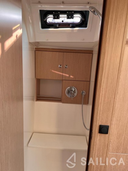 Bavaria 46 Cruiser - Yacht Charter Sailica