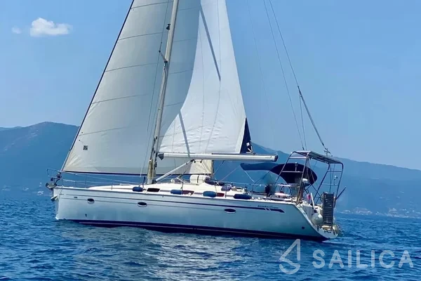 Bavaria 42 - Yacht Charter Sailica