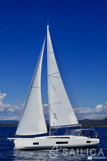 Oceanis 46.1 - Yacht Charter Sailica