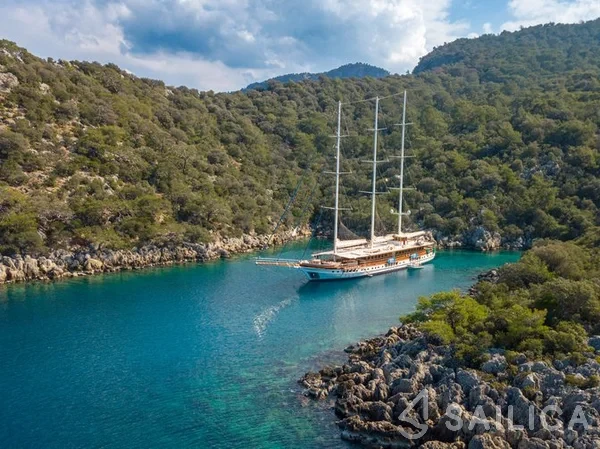 Gulet - Yacht Charter Sailica