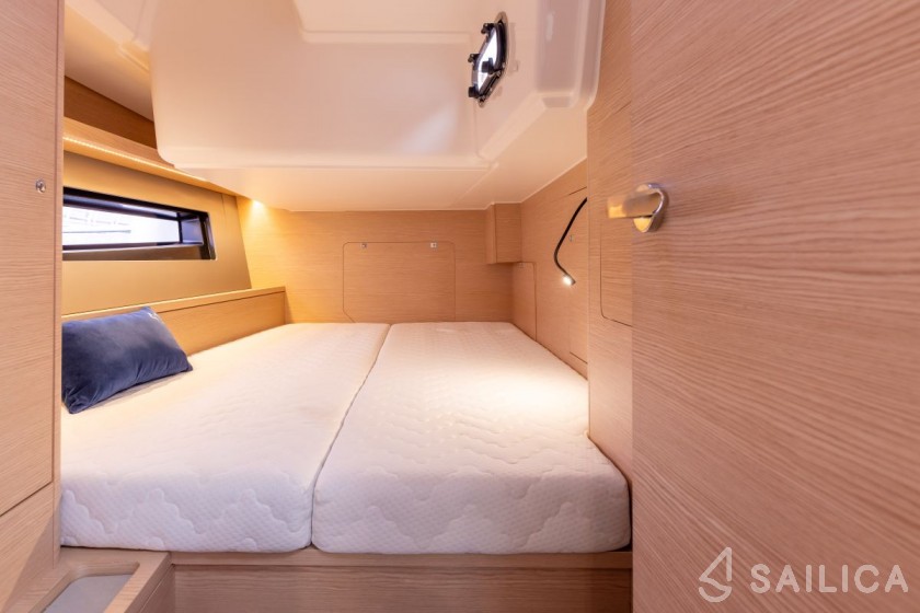 Dufour 41 - Yacht Charter Sailica