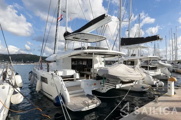 Lagoon 51 - Yacht Charter Sailica