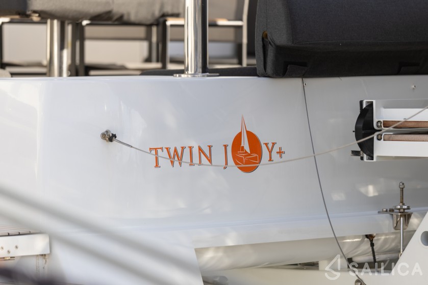 Lagoon 51 - Yacht Charter Sailica