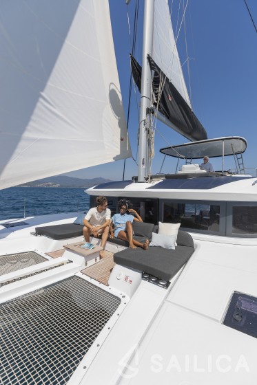 Lagoon 51 - Yacht Charter Sailica