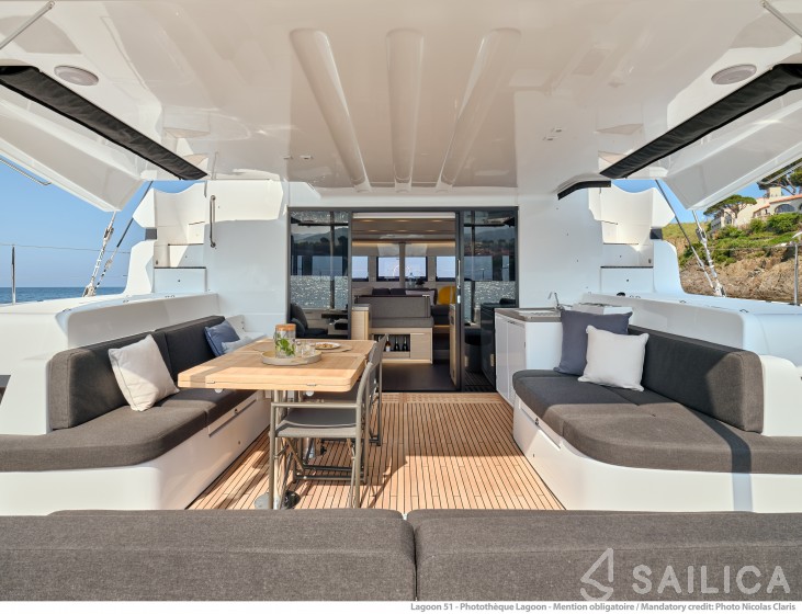 Lagoon 51 - Yacht Charter Sailica