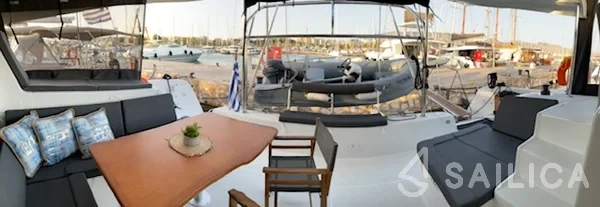 Lagoon 42 - Yacht Charter Sailica