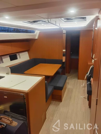 Bavaria C45 - Yacht Charter Sailica