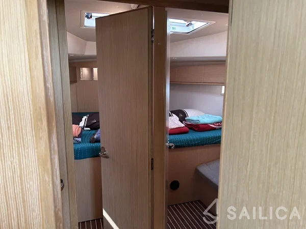Bavaria 46 Cruiser - Yacht Charter Sailica