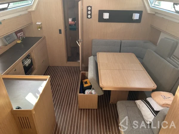 Bavaria 46 Cruiser - Yacht Charter Sailica