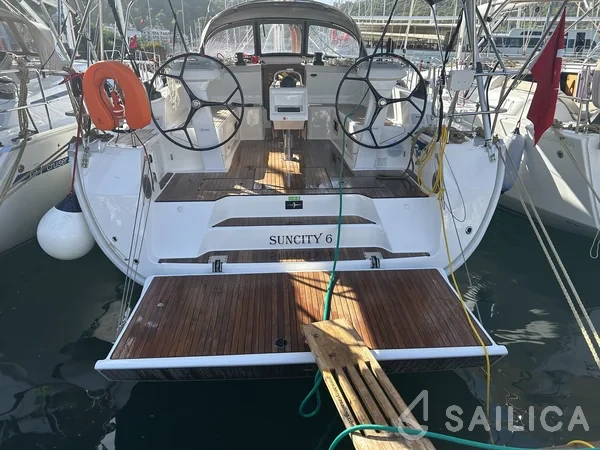 Bavaria 46 Cruiser - Yacht Charter Sailica