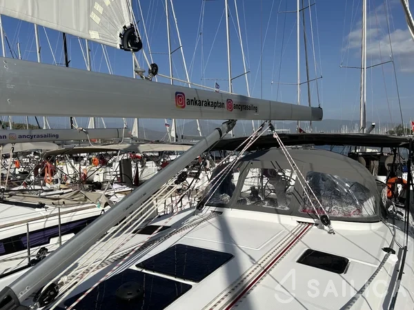 Bavaria 46 Cruiser - Yacht Charter Sailica