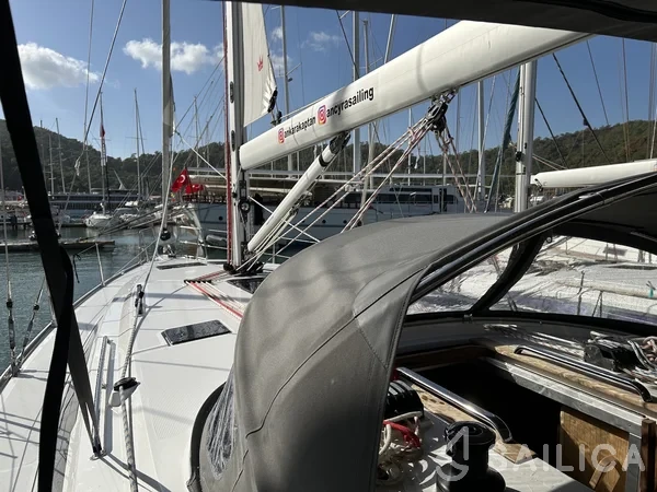 Bavaria 46 Cruiser - Yacht Charter Sailica
