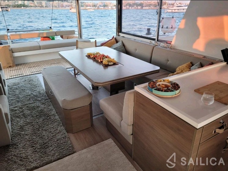 Bali 5.4. - Yacht Charter Sailica