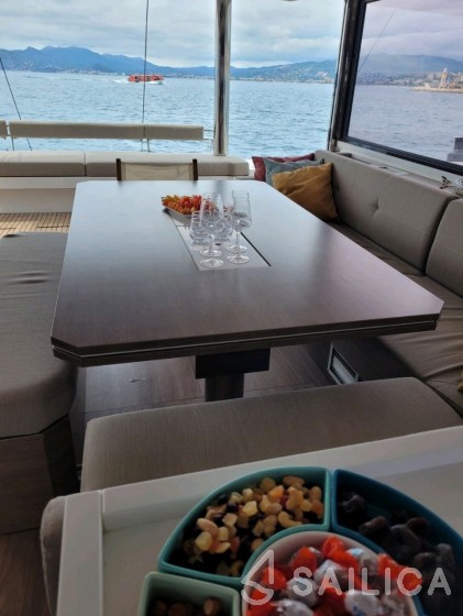 Bali 5.4. - Yacht Charter Sailica
