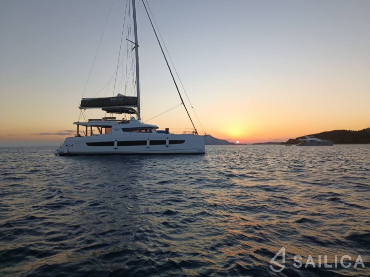 Bali 5.4. - Yacht Charter Sailica