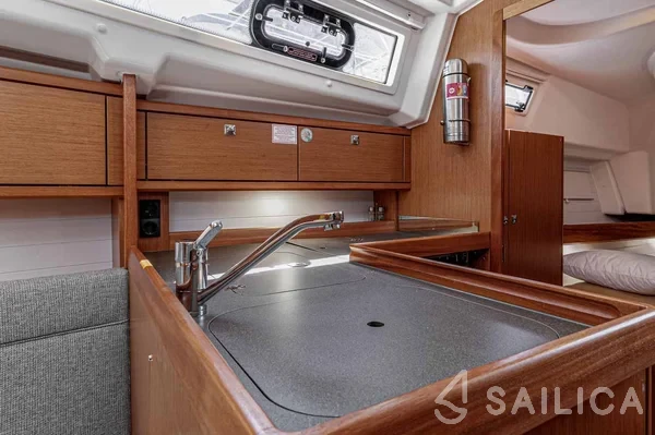 Bavaria 34 Cruiser - Yacht Charter Sailica