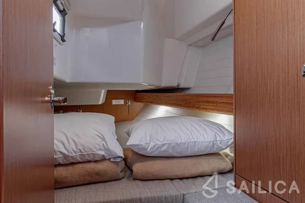 Bavaria 34 Cruiser - Yacht Charter Sailica