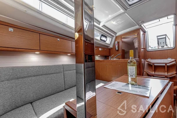 Bavaria 34 Cruiser - Yacht Charter Sailica