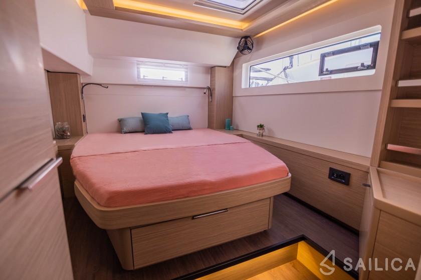 Lagoon 46  - Yacht Charter Sailica