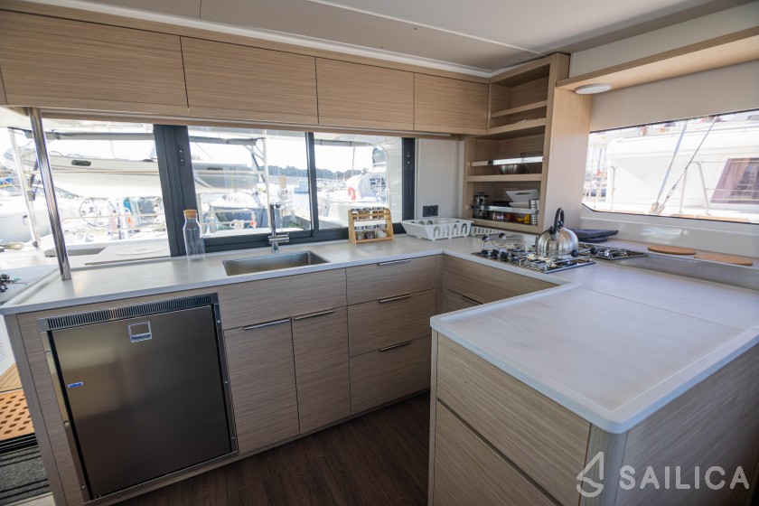 Lagoon 46  - Yacht Charter Sailica