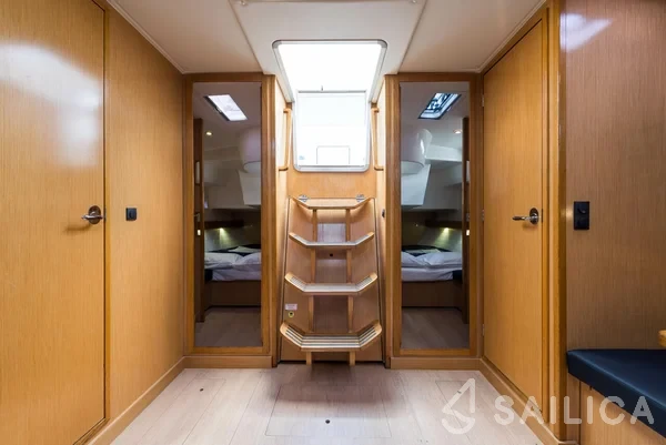 Bavaria 50 Cruiser - Yacht Charter Sailica