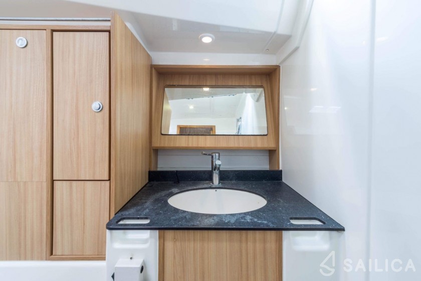 Bavaria 50 Cruiser - Yacht Charter Sailica