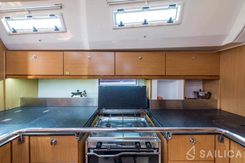 Bavaria 50 Cruiser - Yacht Charter Sailica