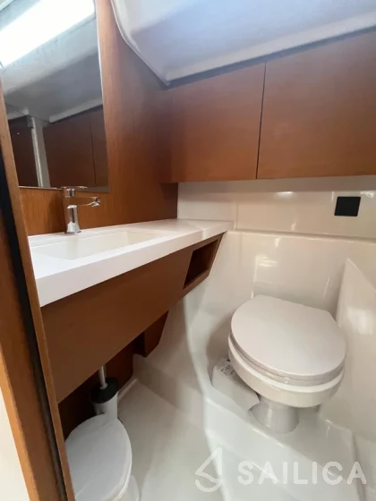 First 44 - Yacht Charter Sailica