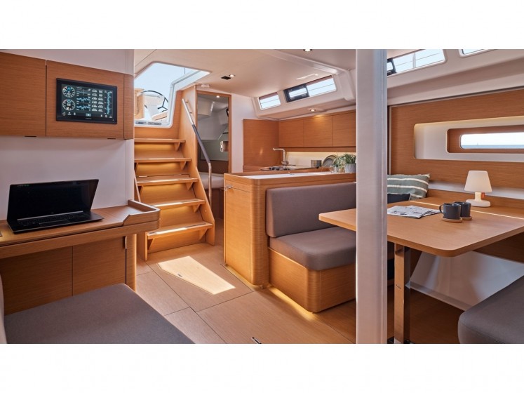 First 44 - Yacht Charter Sailica