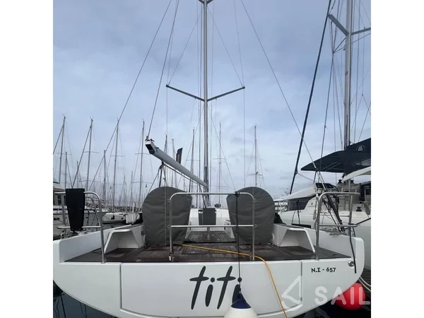 First 44 - Yacht Charter Sailica