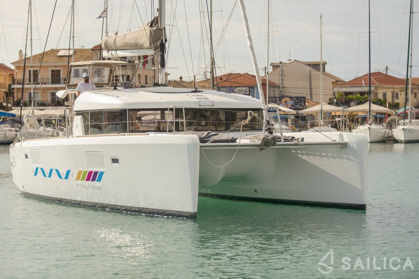 Lagoon 39 - Yacht Charter Sailica
