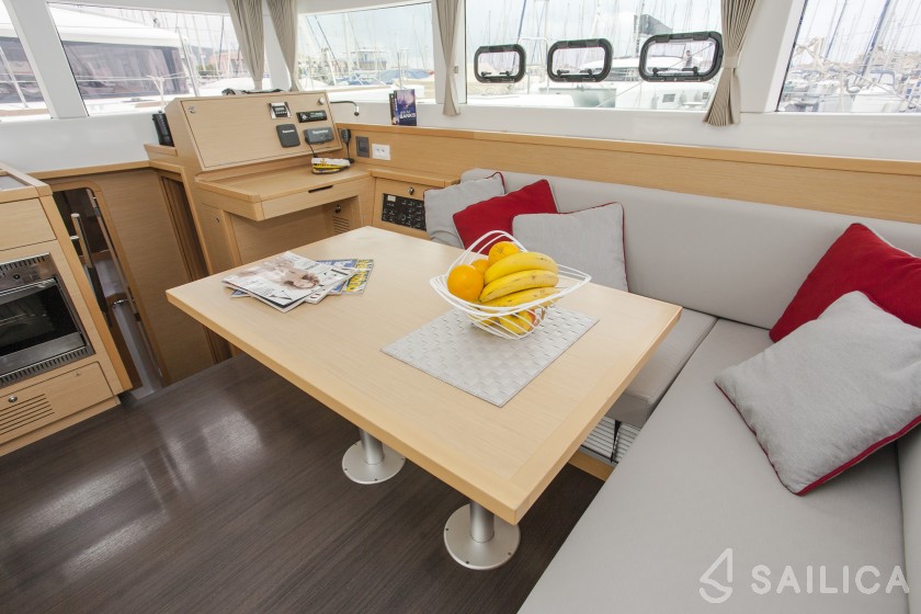 Lagoon 39 - Yacht Charter Sailica