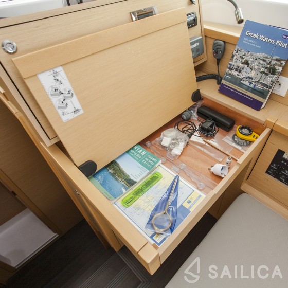 Lagoon 39 - Yacht Charter Sailica