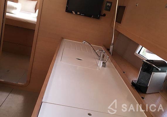 Dufour 450 Grand Large - Yacht Charter Sailica