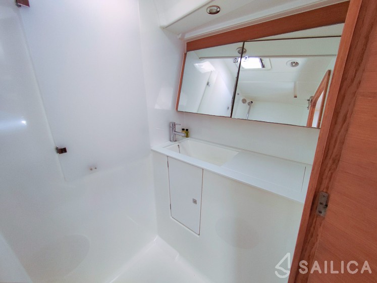 Dufour 450 Grand Large - Yacht Charter Sailica