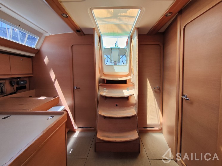 Dufour 450 Grand Large - Yacht Charter Sailica
