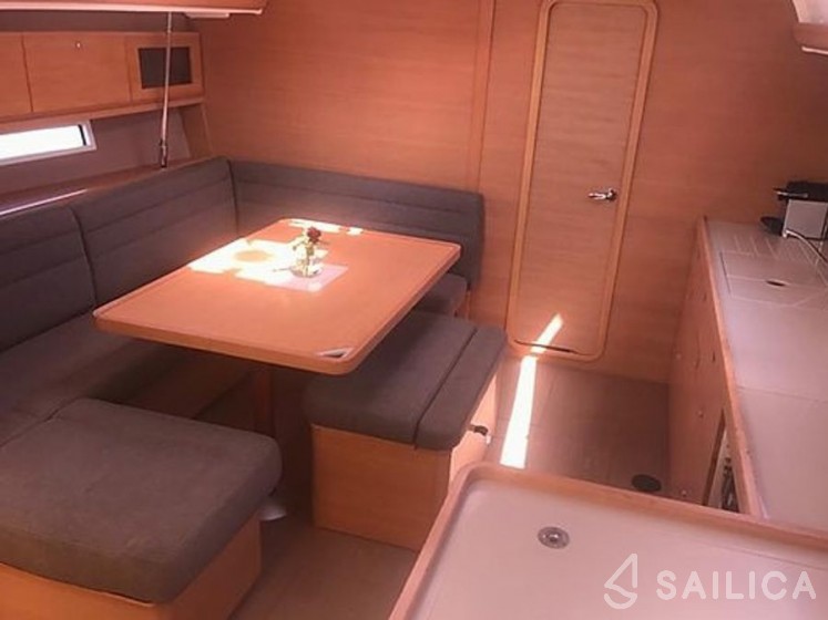 Dufour 450 Grand Large - Yacht Charter Sailica