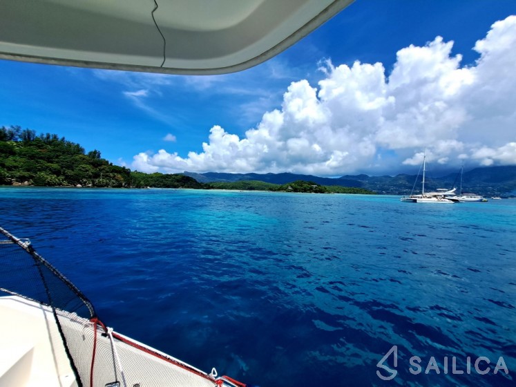 Leopard 48 - Yacht Charter Sailica
