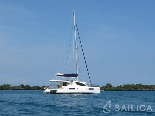 Leopard 48 - Yacht Charter Sailica