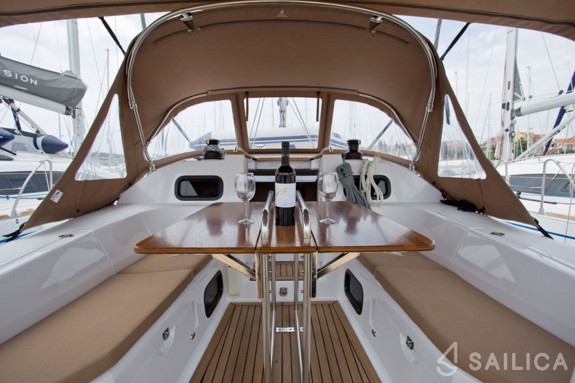 Elan 40 Impression - Yacht Charter Sailica